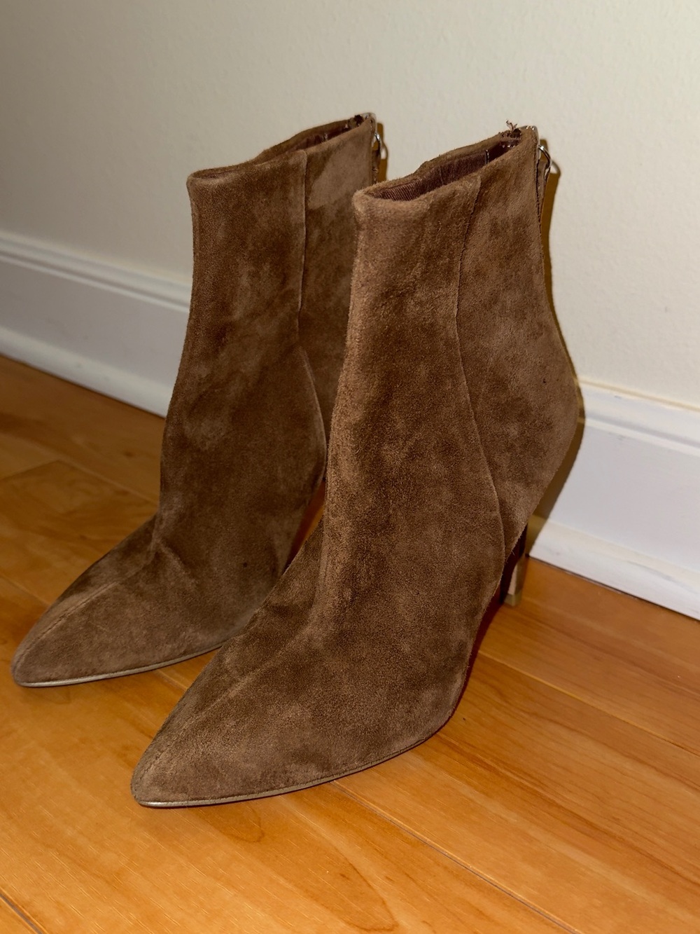 Steve Madden Brown Suede Pointed-Toe Ankle Boots